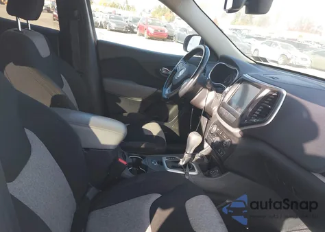 2014 Jeep Cherokee Latitude z USA, uszkodzony, nr VIN 1C4PJMCS9EW278738